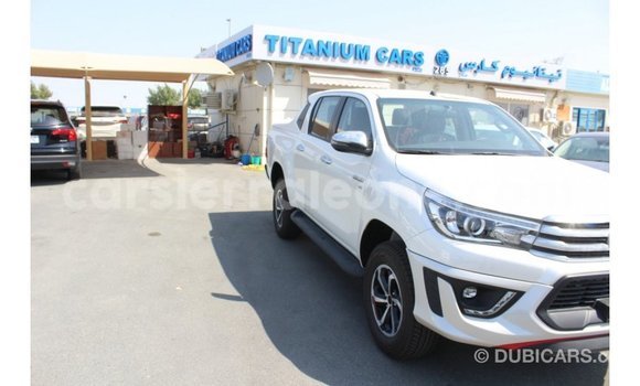 Buy Import Toyota Hilux White Car in Import - Dubai in Kailahun Buy Import Toyota Hilux White Car in Import - Dubai in Kailahun