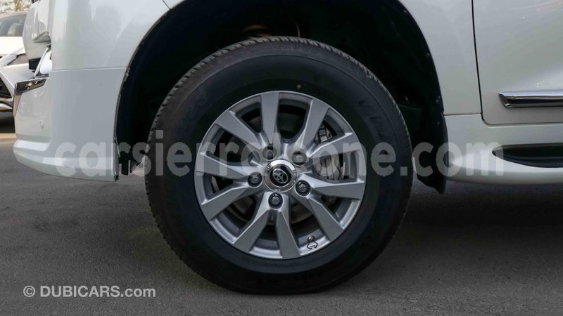 Big with watermark toyota land cruiser kailahun import dubai 4700