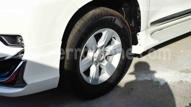 Big with watermark toyota prado kailahun import dubai 4705