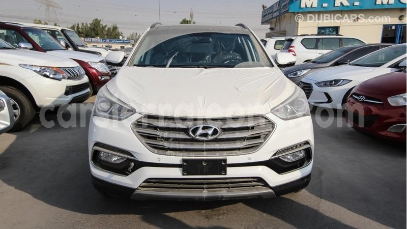 Big with watermark hyundai santa fe kailahun import dubai 4714