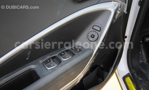 Buy Import Hyundai Santa Fe White Car in Import - Dubai in Kailahun Buy Import Hyundai Santa Fe White Car in Import - Dubai in Kailahun