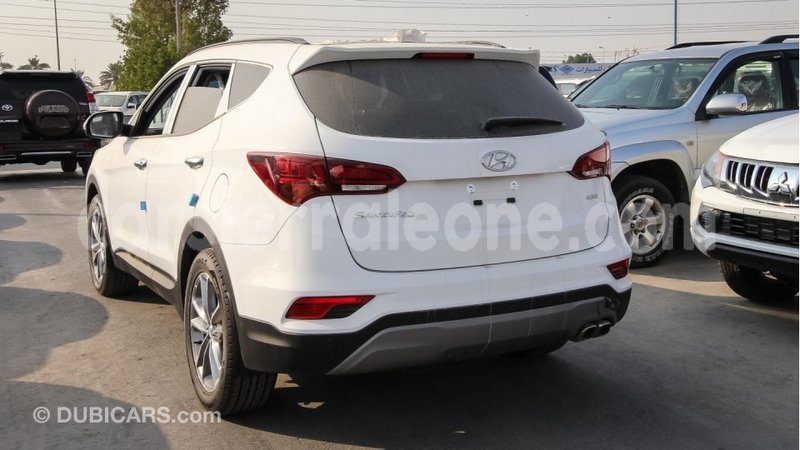 Big with watermark hyundai santa fe kailahun import dubai 4714