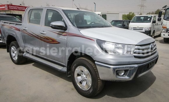 Acheter Import Voiture Toyota Hilux Autre à Import - Dubai, Kailahun Acheter Import Voiture Toyota Hilux Autre à Import - Dubai, Kailahun