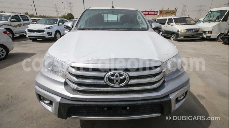 Big with watermark toyota hilux kailahun import dubai 4715