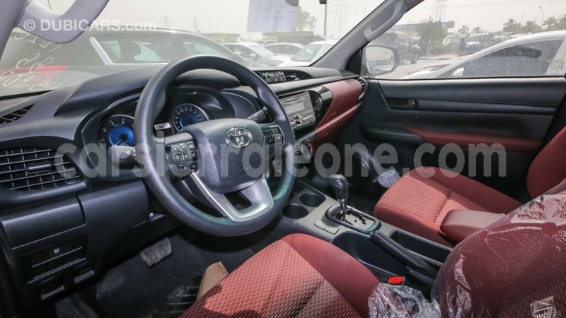 Big with watermark toyota hilux kailahun import dubai 4715