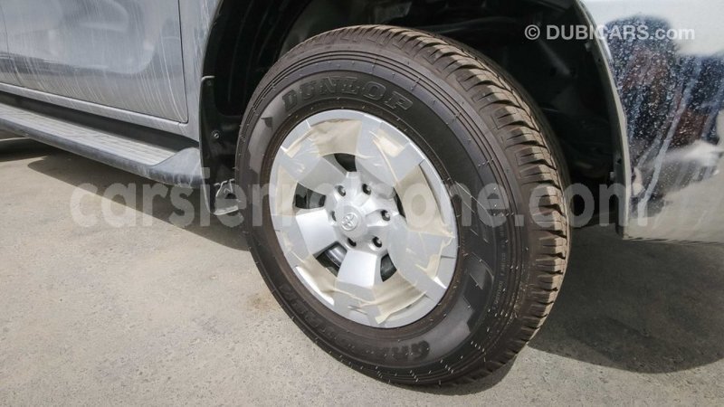 Big with watermark toyota hilux kailahun import dubai 4715