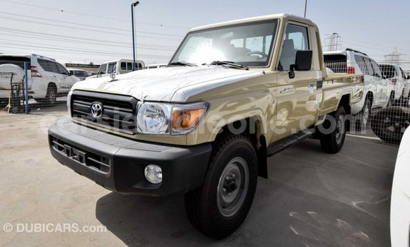 Buy Import Toyota Land Cruiser Beige Car in Import - Dubai in Kailahun Buy Import Toyota Land Cruiser Beige Car in Import - Dubai in Kailahun