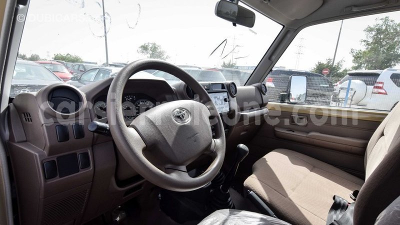 Big with watermark toyota land cruiser kailahun import dubai 4721