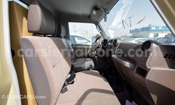 Buy Import Toyota Land Cruiser Beige Car in Import - Dubai in Kailahun Buy Import Toyota Land Cruiser Beige Car in Import - Dubai in Kailahun