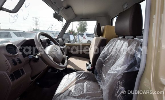 Buy Import Toyota Land Cruiser Beige Car in Import - Dubai in Kailahun Buy Import Toyota Land Cruiser Beige Car in Import - Dubai in Kailahun