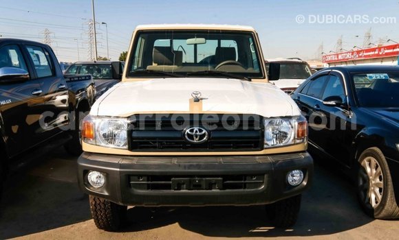 Buy Import Toyota Land Cruiser Beige Car in Import - Dubai in Kailahun Buy Import Toyota Land Cruiser Beige Car in Import - Dubai in Kailahun
