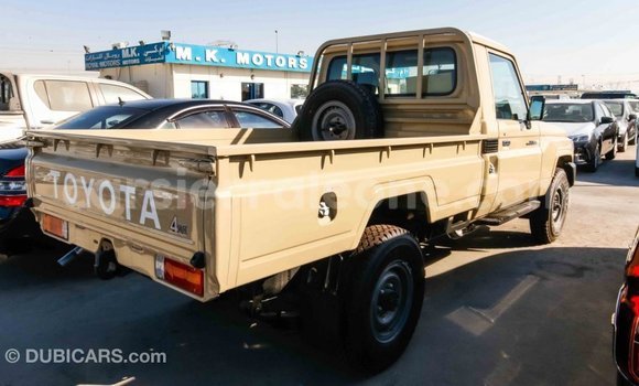 Buy Import Toyota Land Cruiser Beige Car in Import - Dubai in Kailahun Buy Import Toyota Land Cruiser Beige Car in Import - Dubai in Kailahun