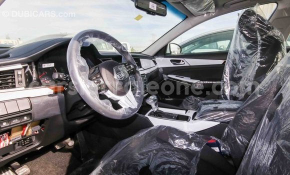 Acheter Import Voiture Kia Cadenza Autre à Import - Dubai, Kailahun Acheter Import Voiture Kia Cadenza Autre à Import - Dubai, Kailahun