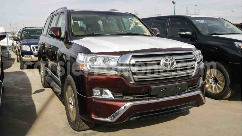 Big with watermark toyota land cruiser kailahun import dubai 4729