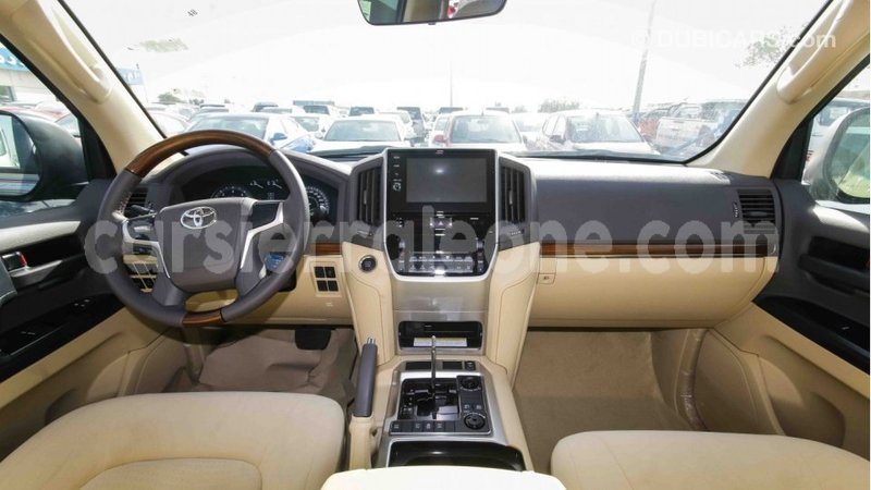 Big with watermark toyota land cruiser kailahun import dubai 4729