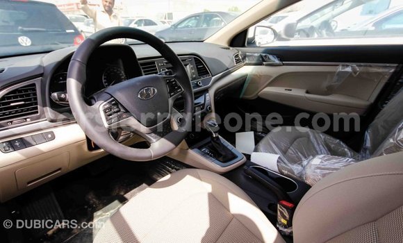 Acheter Import Voiture Hyundai Elantra Blanc à Import - Dubai, Kailahun Acheter Import Voiture Hyundai Elantra Blanc à Import - Dubai, Kailahun