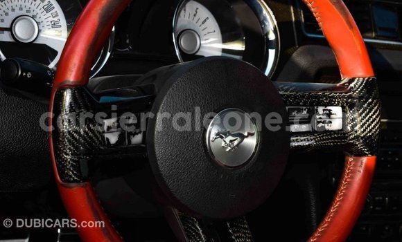 Acheter Import Voiture Ford Mustang Rouge à Import - Dubai, Kailahun Acheter Import Voiture Ford Mustang Rouge à Import - Dubai, Kailahun