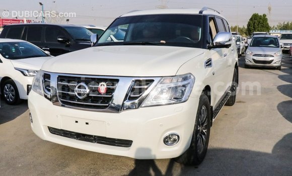 Acheter Import Voiture Nissan Patrol Blanc à Import - Dubai, Kailahun Acheter Import Voiture Nissan Patrol Blanc à Import - Dubai, Kailahun