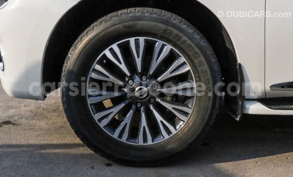 Acheter Import Voiture Nissan Patrol Blanc à Import - Dubai, Kailahun Acheter Import Voiture Nissan Patrol Blanc à Import - Dubai, Kailahun