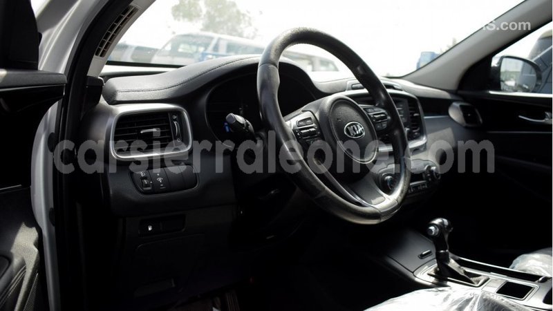 Big with watermark kia sorento kailahun import dubai 4750