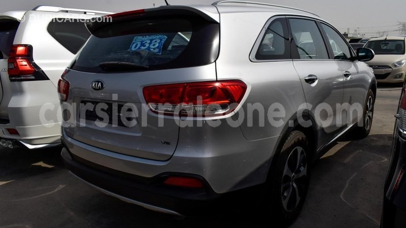 Big with watermark kia sorento kailahun import dubai 4750