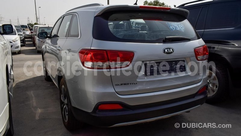 Big with watermark kia sorento kailahun import dubai 4750