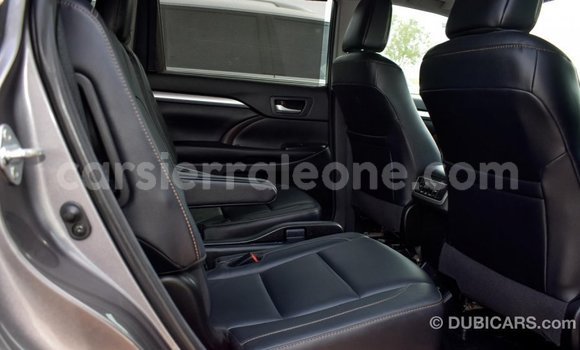 Buy Import Toyota Highlander Other Car in Import - Dubai in Kailahun Buy Import Toyota Highlander Other Car in Import - Dubai in Kailahun
