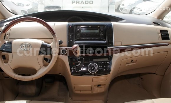 Acheter Import Voiture Toyota Previa Blanc à Import - Dubai, Kailahun Acheter Import Voiture Toyota Previa Blanc à Import - Dubai, Kailahun