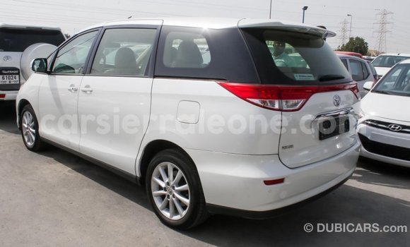 Acheter Import Voiture Toyota Previa Blanc à Import - Dubai, Kailahun Acheter Import Voiture Toyota Previa Blanc à Import - Dubai, Kailahun