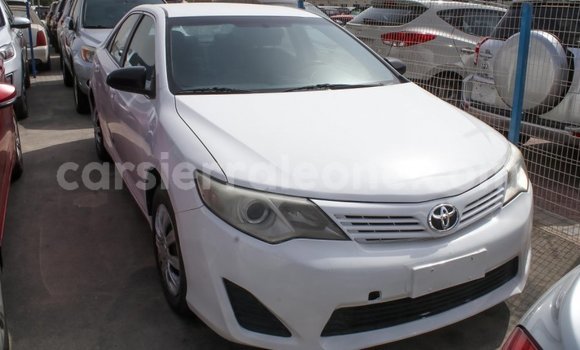 Buy Import Toyota Camry White Car in Import - Dubai in Kailahun Buy Import Toyota Camry White Car in Import - Dubai in Kailahun