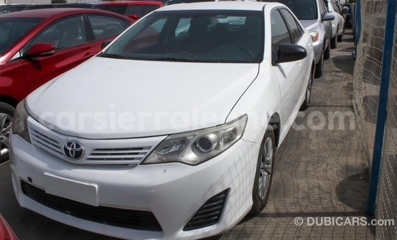 Buy Import Toyota Camry White Car in Import - Dubai in Kailahun Buy Import Toyota Camry White Car in Import - Dubai in Kailahun