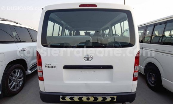 Acheter Import Voiture Toyota Hiace Blanc à Import - Dubai, Kailahun Acheter Import Voiture Toyota Hiace Blanc à Import - Dubai, Kailahun