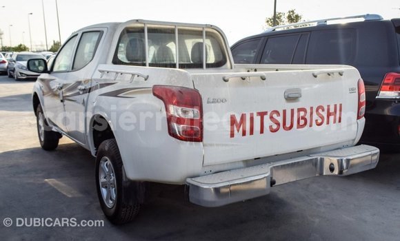 Buy Import Mitsubishi L200 White Car in Import - Dubai in Kailahun Buy Import Mitsubishi L200 White Car in Import - Dubai in Kailahun