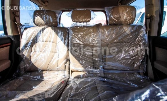 Buy Import Toyota Land Cruiser White Car in Import - Dubai in Kailahun Buy Import Toyota Land Cruiser White Car in Import - Dubai in Kailahun