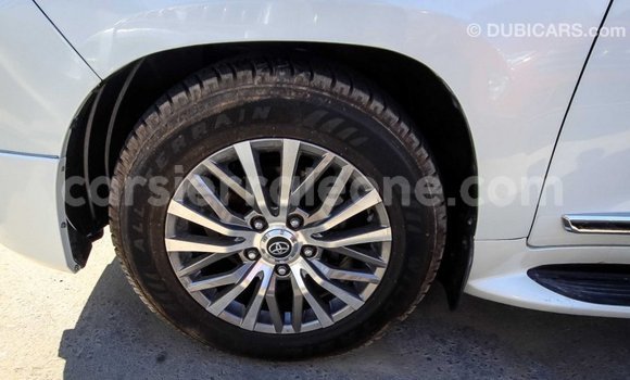 Buy Import Toyota Land Cruiser White Car in Import - Dubai in Kailahun Buy Import Toyota Land Cruiser White Car in Import - Dubai in Kailahun
