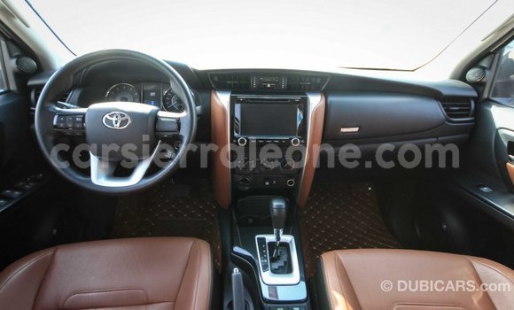 Buy Import Toyota Fortuner White Car in Import - Dubai in Kailahun Buy Import Toyota Fortuner White Car in Import - Dubai in Kailahun