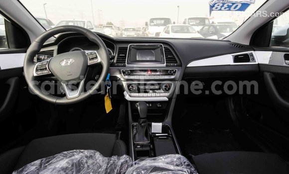 Buy Import Hyundai Sonata White Car in Import - Dubai in Kailahun Buy Import Hyundai Sonata White Car in Import - Dubai in Kailahun