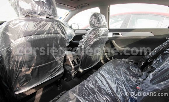 Buy Import Hyundai Sonata White Car in Import - Dubai in Kailahun Buy Import Hyundai Sonata White Car in Import - Dubai in Kailahun