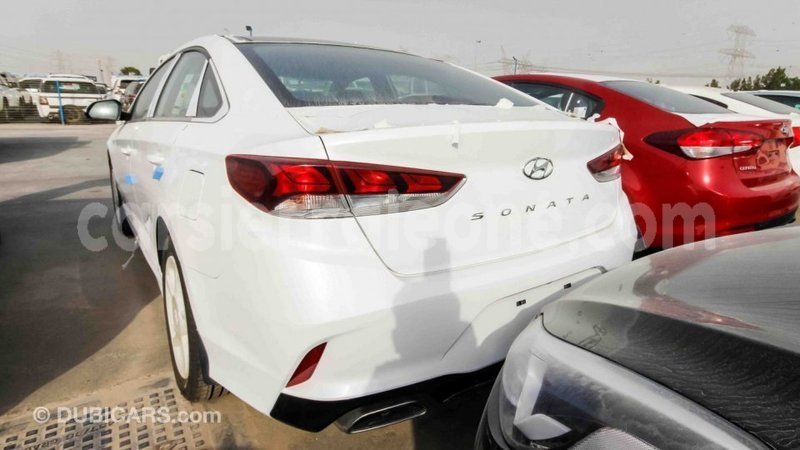 Big with watermark hyundai sonata kailahun import dubai 4780