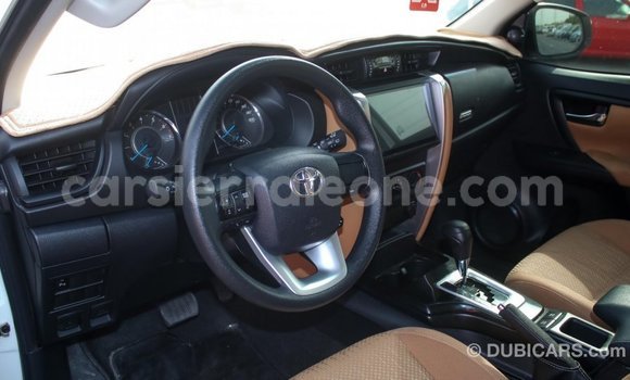Buy Import Toyota Fortuner White Car in Import - Dubai in Kailahun Buy Import Toyota Fortuner White Car in Import - Dubai in Kailahun