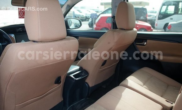 Buy Import Toyota Fortuner White Car in Import - Dubai in Kailahun Buy Import Toyota Fortuner White Car in Import - Dubai in Kailahun