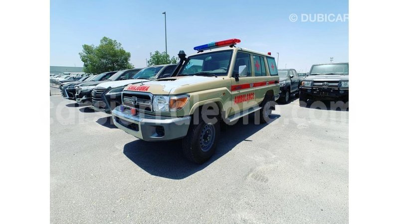 Big with watermark toyota land cruiser kailahun import dubai 4786