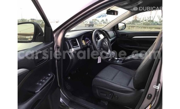 Buy Import Toyota Highlander Other Car in Import - Dubai in Kailahun Buy Import Toyota Highlander Other Car in Import - Dubai in Kailahun