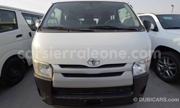 Acheter Import Voiture Toyota Hiace Blanc à Import - Dubai, Kailahun Acheter Import Voiture Toyota Hiace Blanc à Import - Dubai, Kailahun