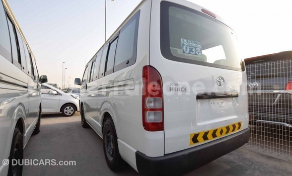 Acheter Import Voiture Toyota Hiace Blanc à Import - Dubai, Kailahun Acheter Import Voiture Toyota Hiace Blanc à Import - Dubai, Kailahun