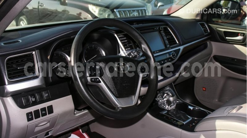 Big with watermark toyota highlander kailahun import dubai 4818