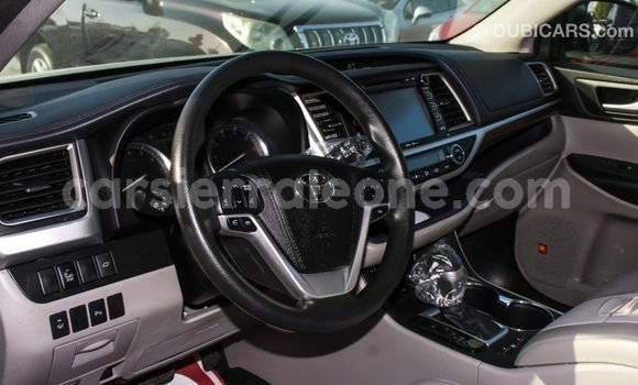 Buy Import Toyota Highlander Other Car in Import - Dubai in Kailahun Buy Import Toyota Highlander Other Car in Import - Dubai in Kailahun