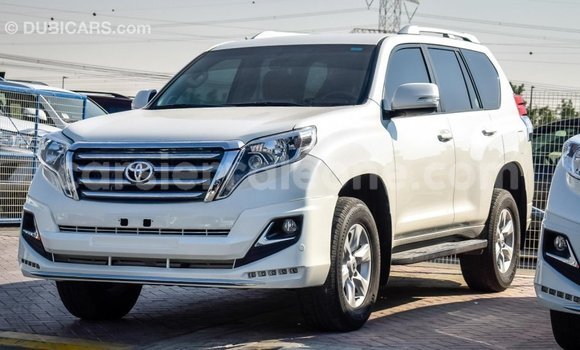 Acheter Import Voiture Toyota Prado Blanc à Import - Dubai, Kailahun Acheter Import Voiture Toyota Prado Blanc à Import - Dubai, Kailahun