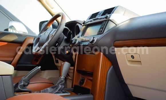 Buy Import Toyota Prado White Car in Import - Dubai in Kailahun Buy Import Toyota Prado White Car in Import - Dubai in Kailahun