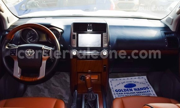 Acheter Import Voiture Toyota Prado Blanc à Import - Dubai, Kailahun Acheter Import Voiture Toyota Prado Blanc à Import - Dubai, Kailahun